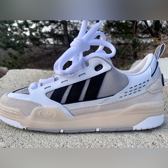 adidas Other - Adidas Originals ADI2000 (nwob)